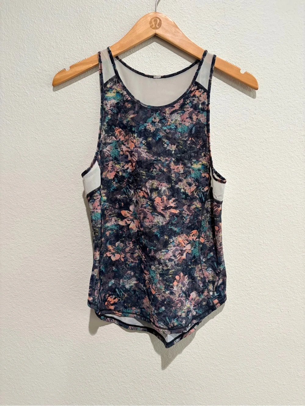 Lululemon Sculpt Tank Dappled Daze Multi SZ 2 or 4